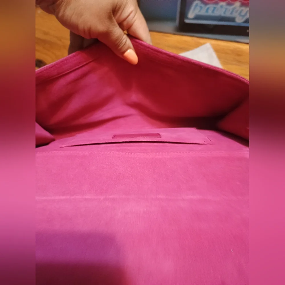 YSL Fuchsia/Pink Clutch with Gold plated Y, W/COA. - Picture 10 of 11